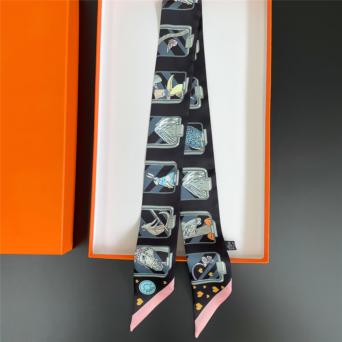 Brand Design Twill 100% Silk S - Luxury Bags Expensive reseña y precio